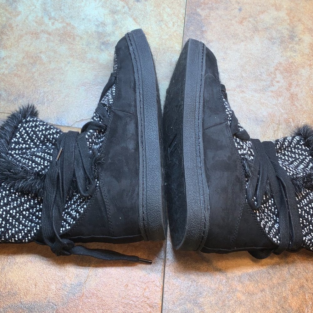 Rocket Dog Womens Black White Round Toe Ankle Top Lace Up Winter Boots Size 9 - Picture 3 of 8
